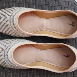 Handcrafted Bridal White & Gold Mojari, Jutti, Size 9
