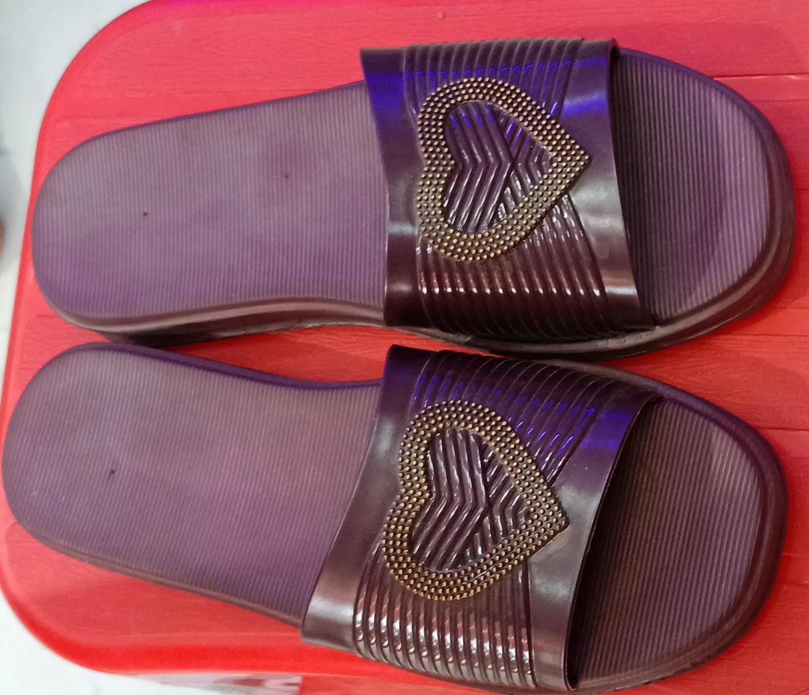 Ladies Designer Heart Motif Comfort Slippers, ladies ki chappal - Image 2